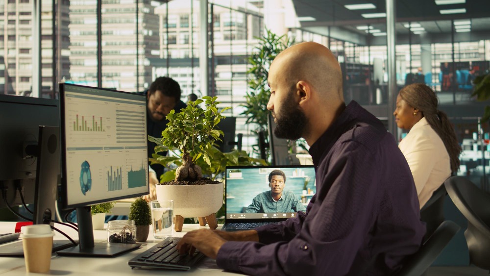 Managing Remote Software Development Team